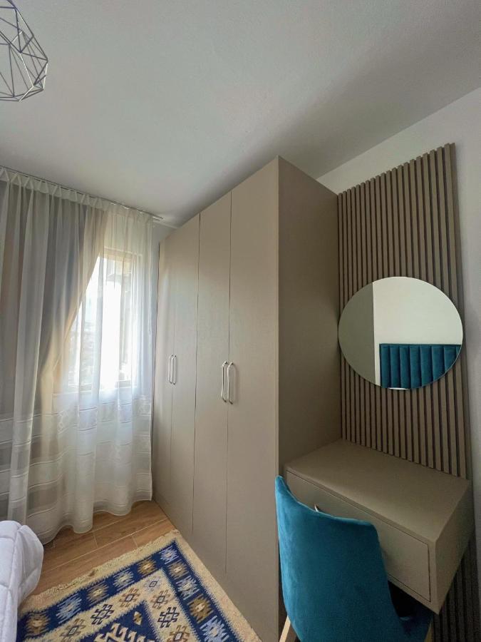 Central City Apartment Tirana Esterno foto
